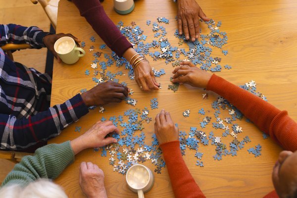 Engaging Activities for Seniors With Memory Loss in Fayetteville